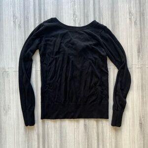 Lululemon Classic Black Long Sleeve Sweater Size 4